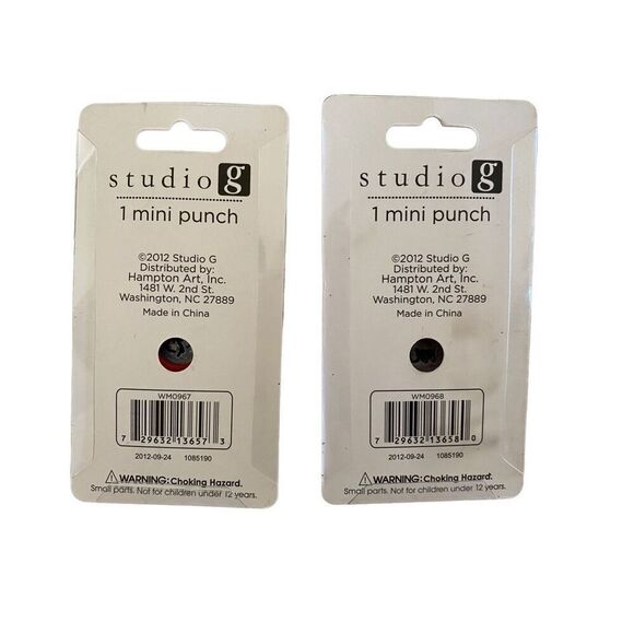 Lot Of 2 Mini Valentines Day Scrapbooking Paper Punches Cards School Crafts Love - Picture 2 of 4